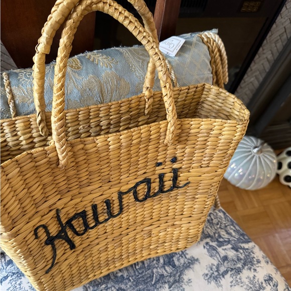 Handbags - Hawaii Woven Straw Tote Bag